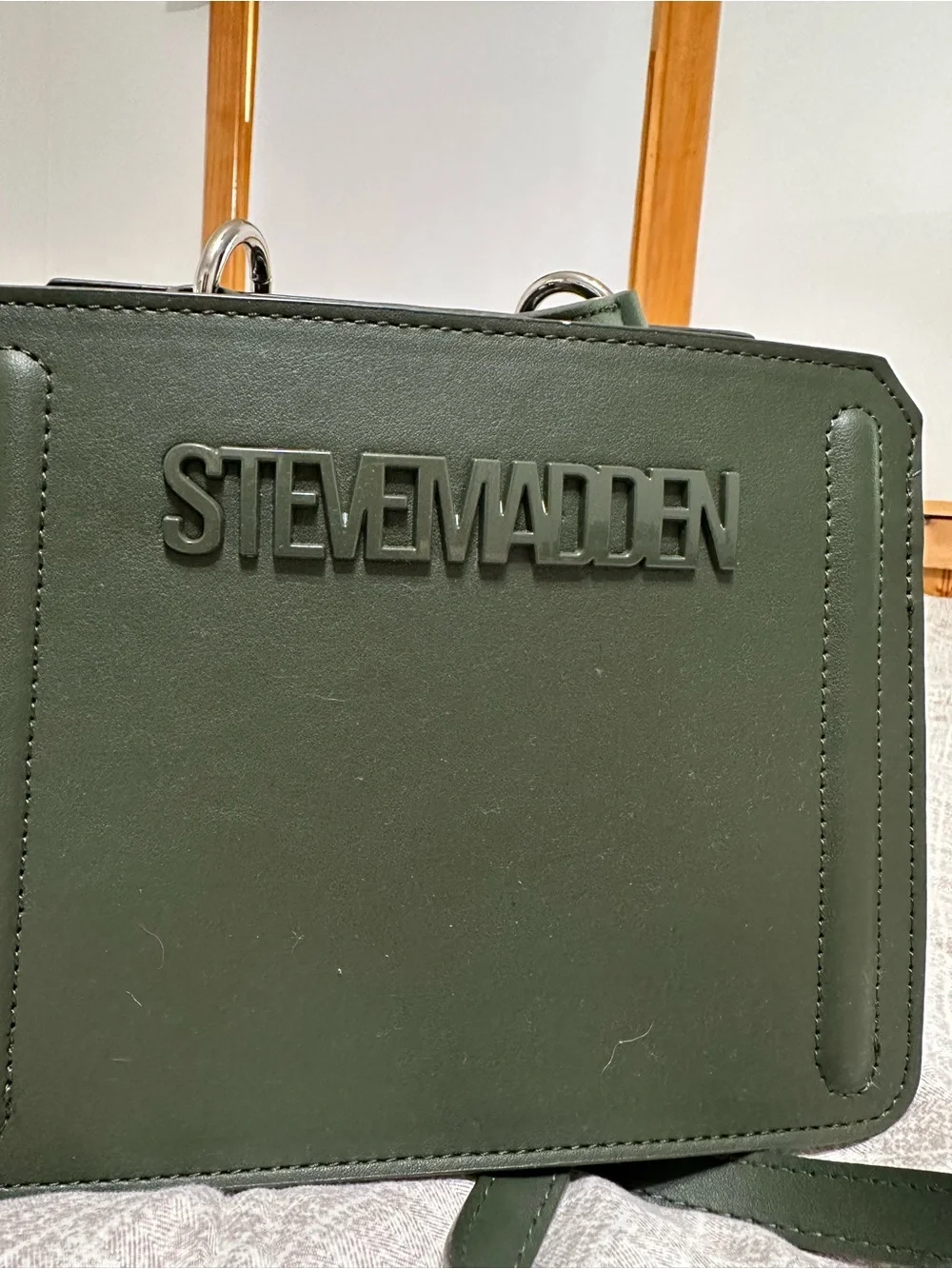 Steve Madden structured square